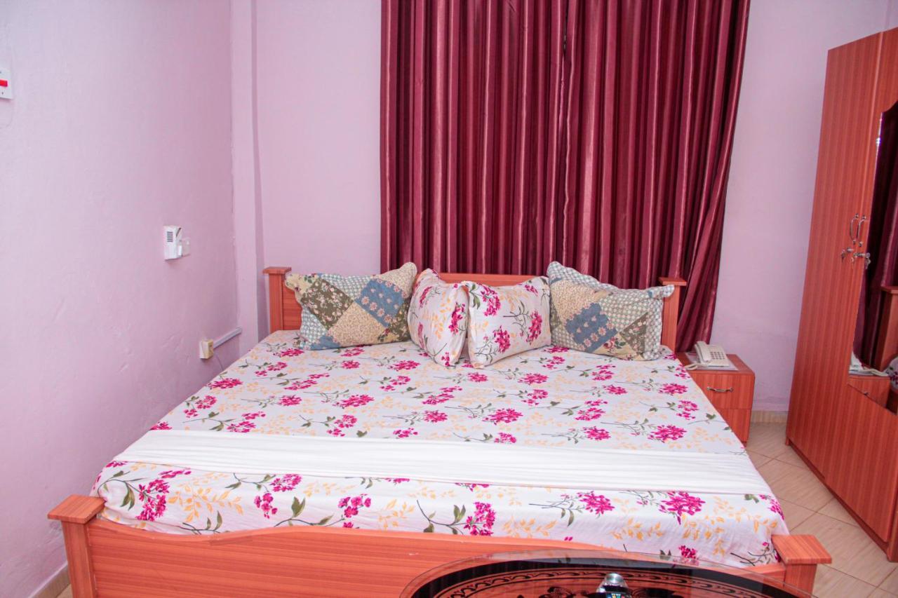 Nbangba Hotel Techiman Dış mekan fotoğraf